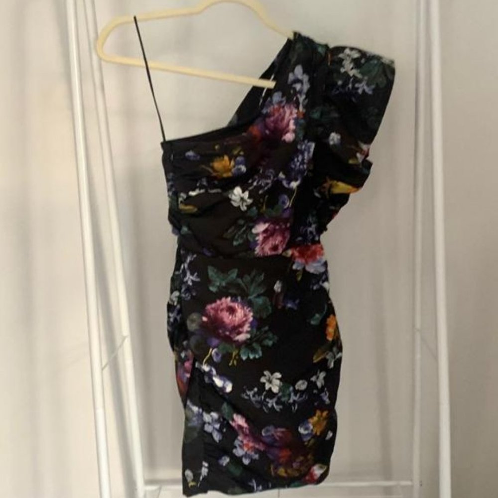 One shoulder flowered dress